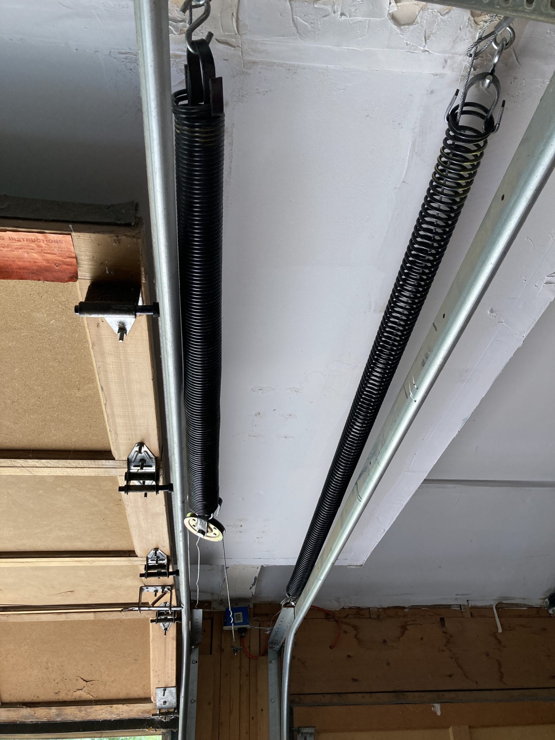 Garage door extension spring